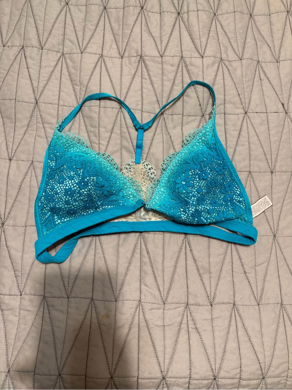Victoria’s Secret Turquoise Lace Racerback Bralette Size M